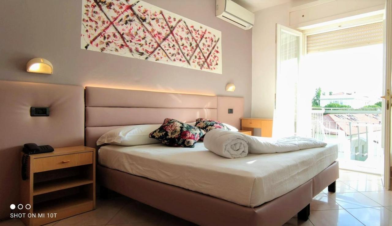 Hotel Villa Platani ريتشوني المظهر الخارجي الصورة