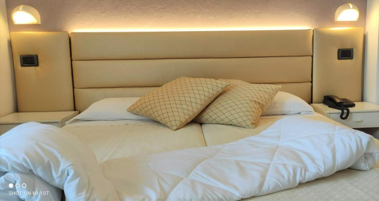 Hotel Villa Platani ريتشوني المظهر الخارجي الصورة