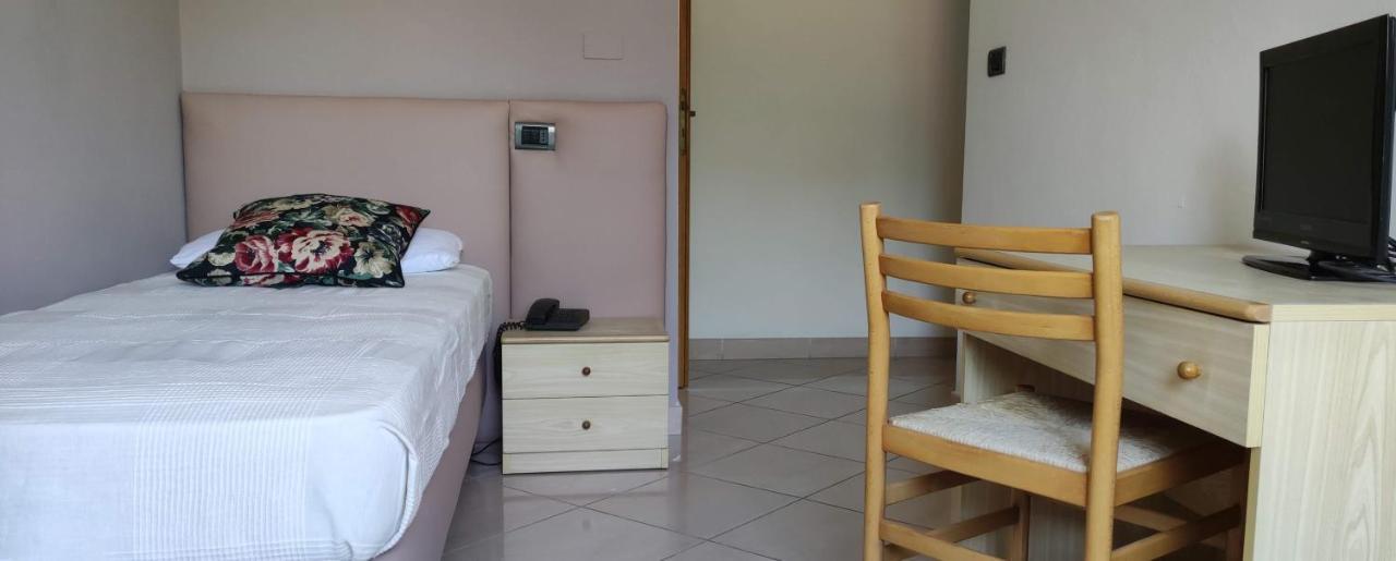 Hotel Villa Platani ريتشوني المظهر الخارجي الصورة